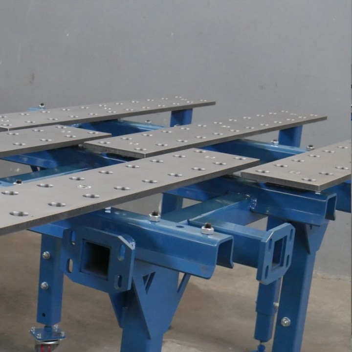 Banco modulare per saldatura SteelPro GPPH 1,5x1,6mt a piastre espandibili, fori 28mm
