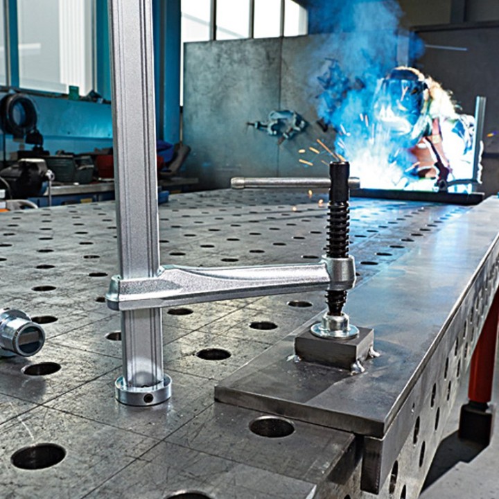 dettaglio morsetto traversino scartamento fisso 28mm bessey