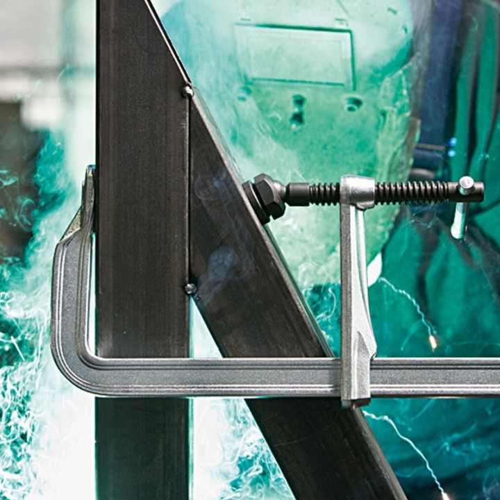 dettaglio piastra di pressione standard Bessey per morsetti di serraggio