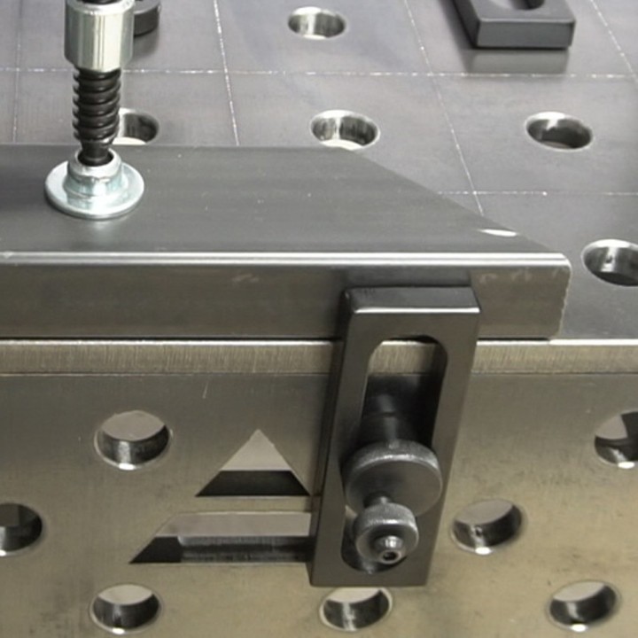 battuta su tavolo saldatura SteelMax 1500x1480 GPPH