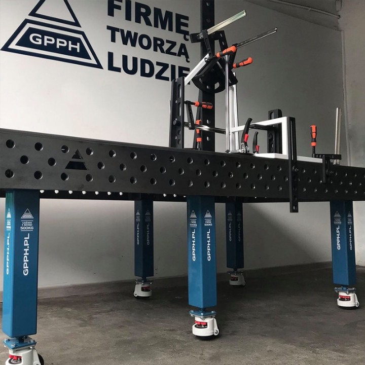 Banco per saldatura con ruote SteelMax GPPH 2,4x1,2mt in acciaio rinforzato, fori 28mm