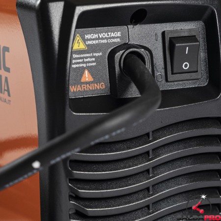 Saldatrice inverter tig e mma ad elettrodo rivestito cat dz 221 mma-tig  lift made in italy