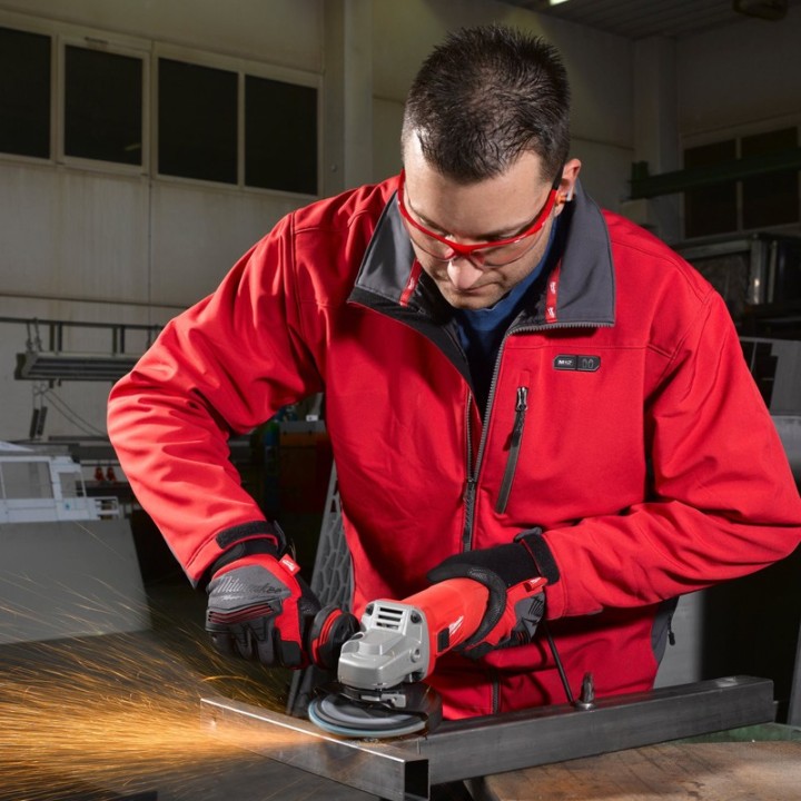 utilizzo smerigliatrice angolare Milwaukee AGV 10 EK