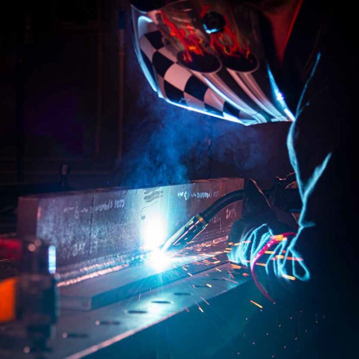 Dettaglio torcia saldatura Lincoln Electric Lincgun Promig 300