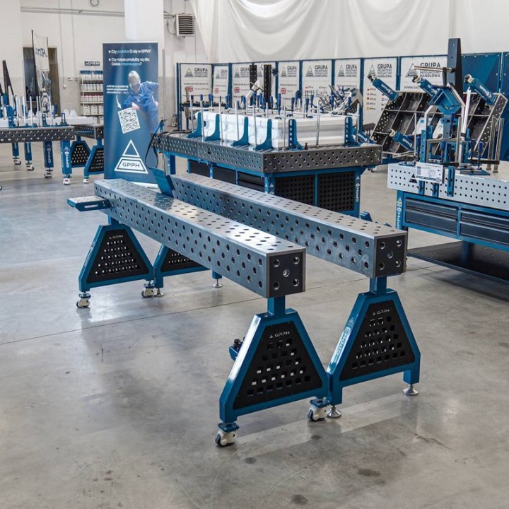 Supporto saldatura GPPH SteelExpert Trestle spessore 25mm, fori 28mm in griglia diagonale