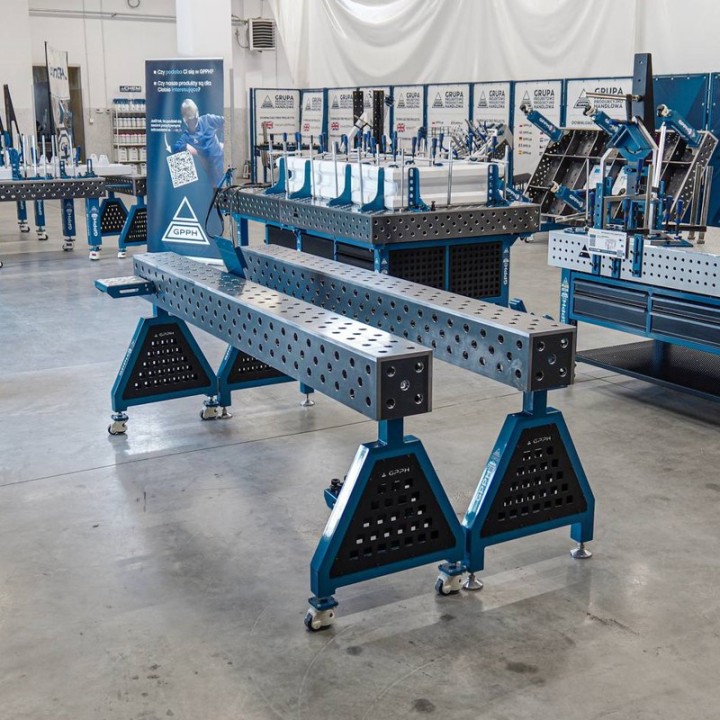Supporto saldatura con ruote GPPH SteelExpert Trestle spessore 25mm, fori 28mm in griglia diagonale