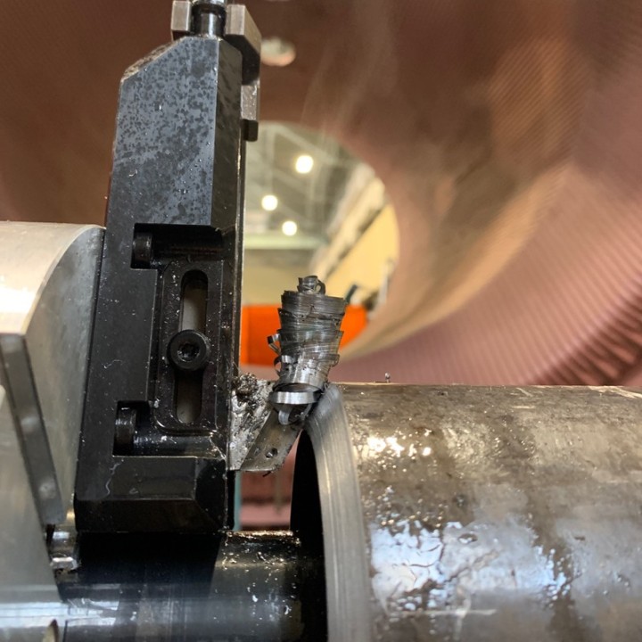 Smussatrice per tubi NKO Machines Stinger 300 per tubi da 36 a 269mm