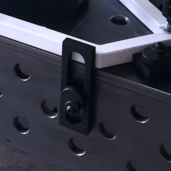 Battuta universale 150mm GPPH per tavoli saldatura SteelExpert, spessore 25mm, fori 28mm