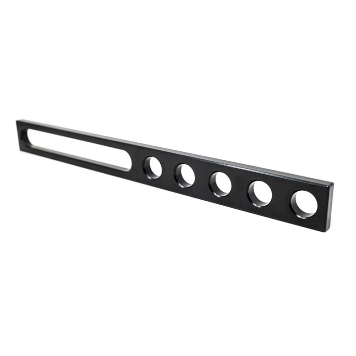 Battuta universale 500mm GPPH per tavoli saldatura SteelExpert, spessore 25mm, fori 28mm