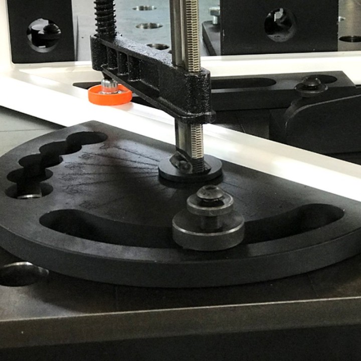 Goniometro ad angolo variabile GPPH per tavoli saldatura SteelExpert, spessore 25mm, fori 28mm