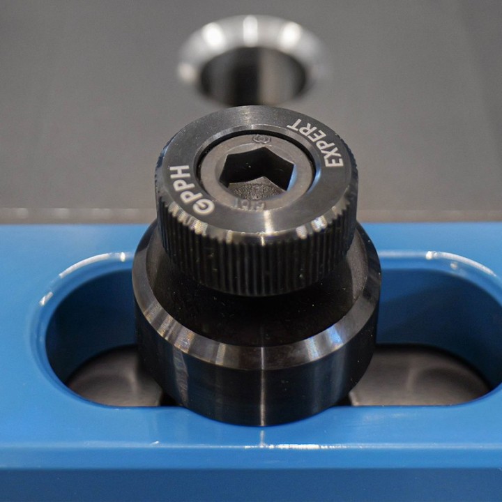 Perno di serraggio rapido GPPH per tavoli saldatura SteelExpert, spessore 25mm, fori 28mm