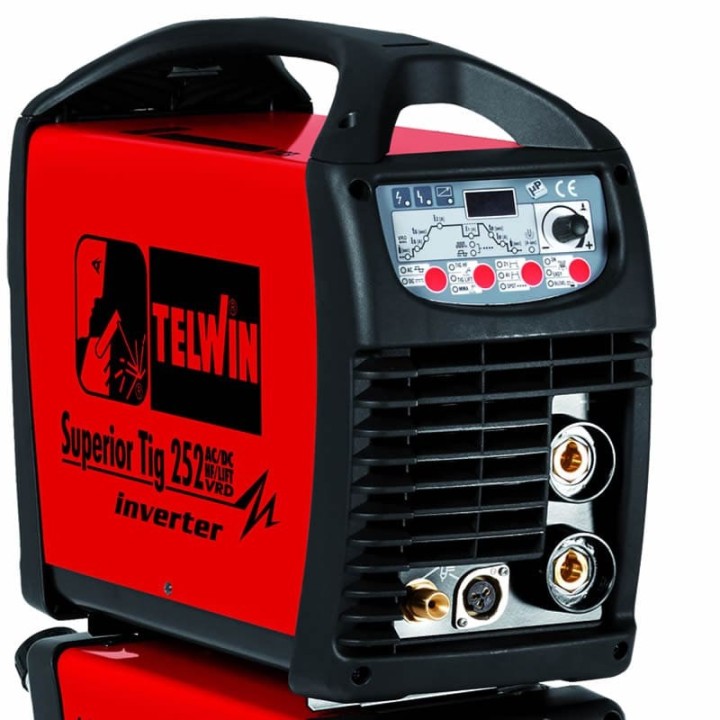 Saldatrice Inverter SUPERIOR TIG 252 AQUA AC DC - HF LIFT 400V