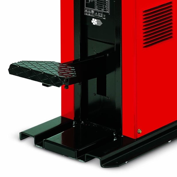 Saldatrice a resistenza a colonna puntatrice PTE 28 LCD 400V
