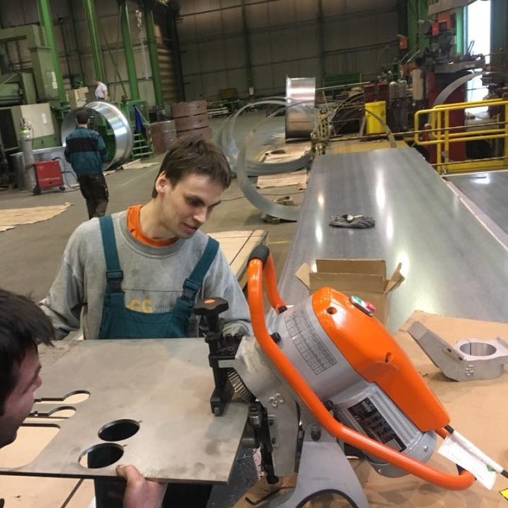 Smussatrice avanzamento automatico NKO Machines UZ12 Ultralight, 12mm