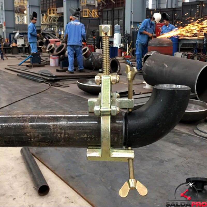 Accoppiatore per tubi a morsetto EZ Fit Gold 114" TagPipe