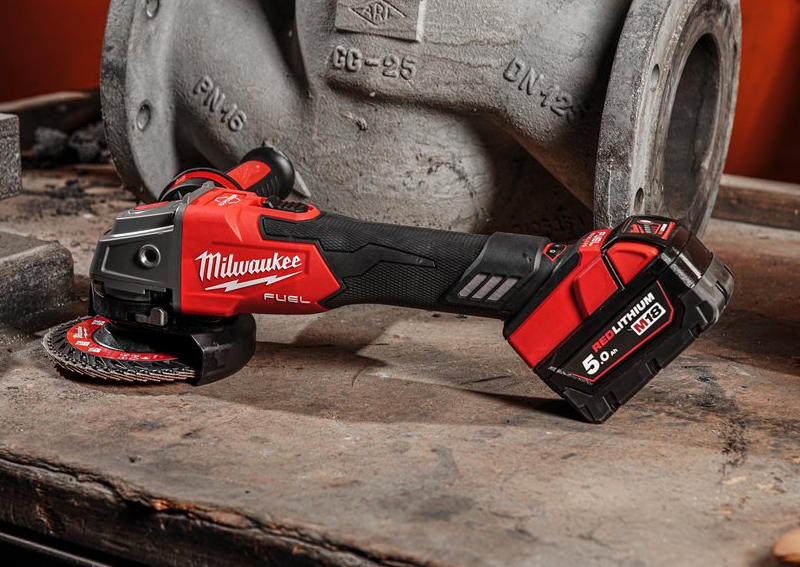 utilizzo smerigliatrice M18 Fuel FSAGV125XB-0X Milwaukee